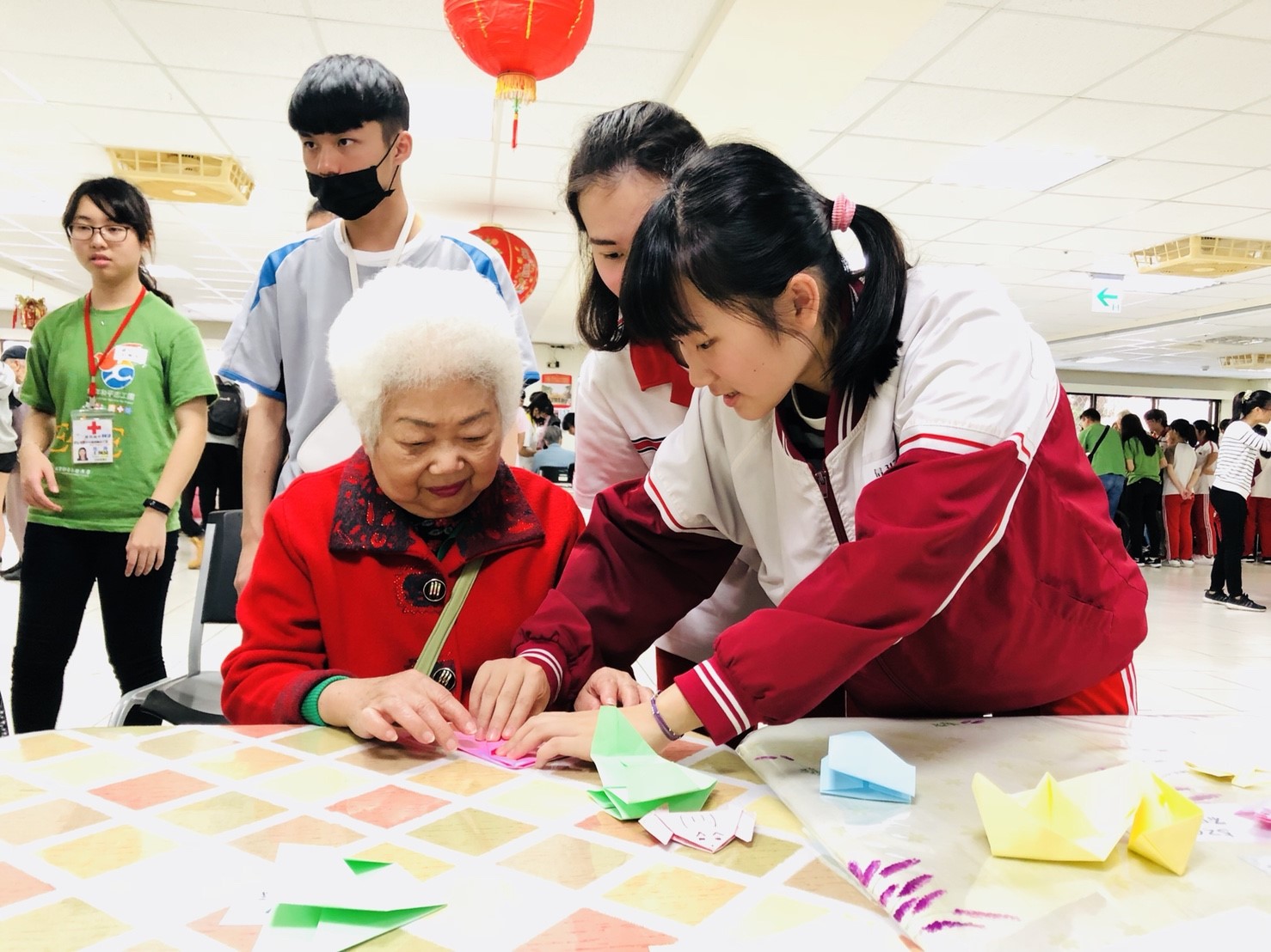 聯誼花絮 - 阿公阿嬤小學堂