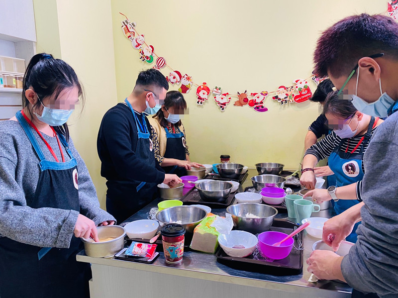 聯誼花絮 - 烘培DIY幸福聖誕烘焙派對