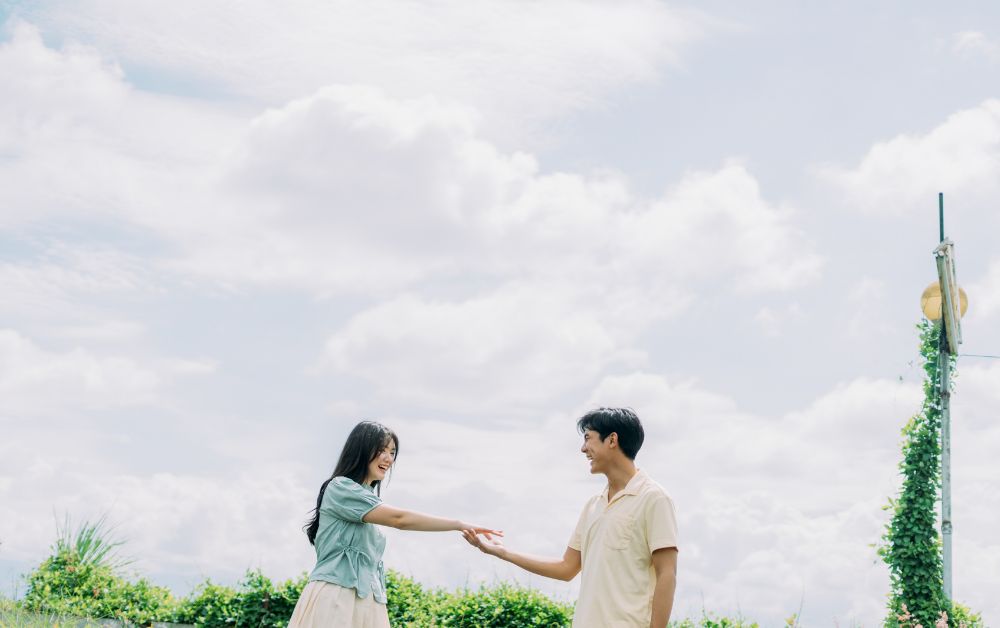 別再羨慕 KOL！春天會館：真實幸福不是拿來表演的